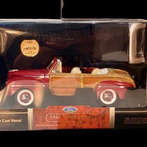1946 Ford Sportsman Die cast metal  Signature seri